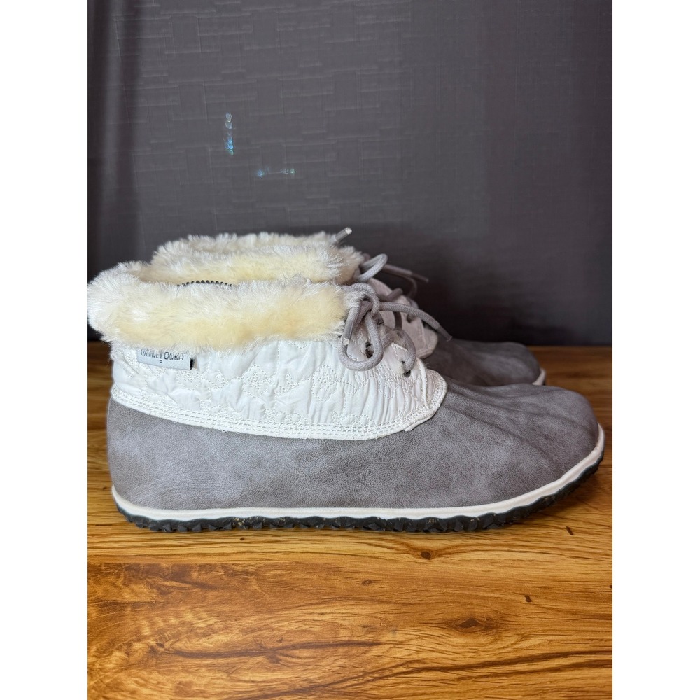 Minnetonka Women's Grey White Tega Quilted Faux Fur Winter Snow Duck Boots 8M